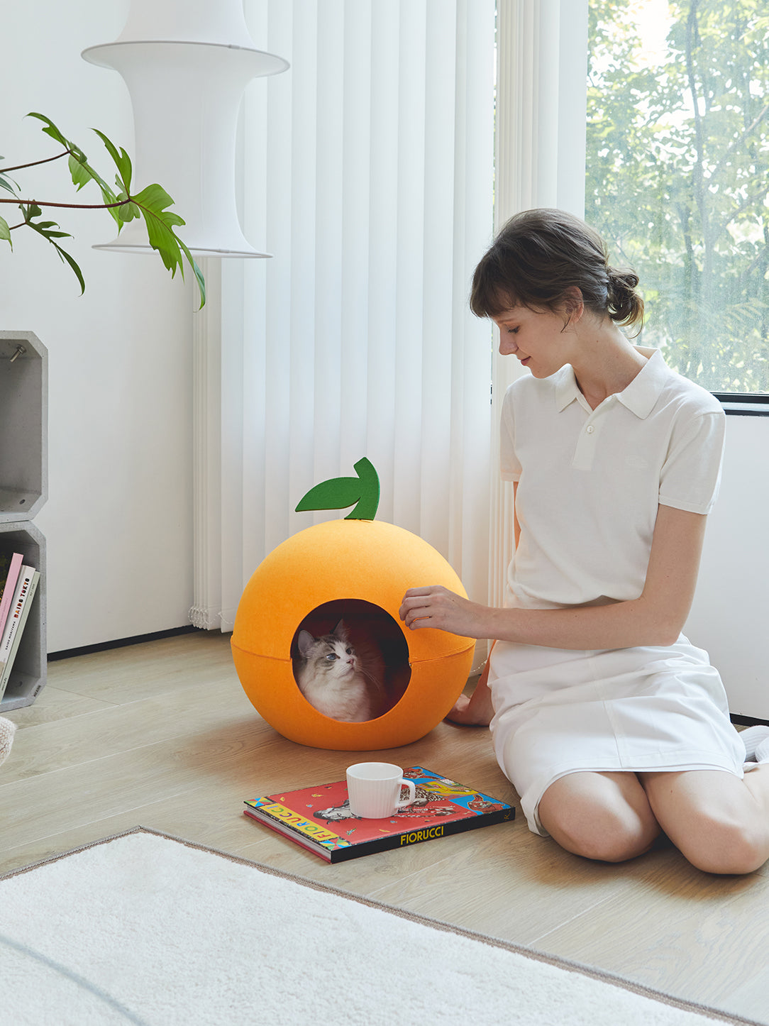 Tangerine Felt Pet Bed