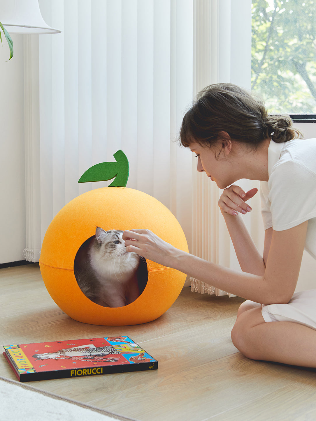 Tangerine Felt Pet Bed
